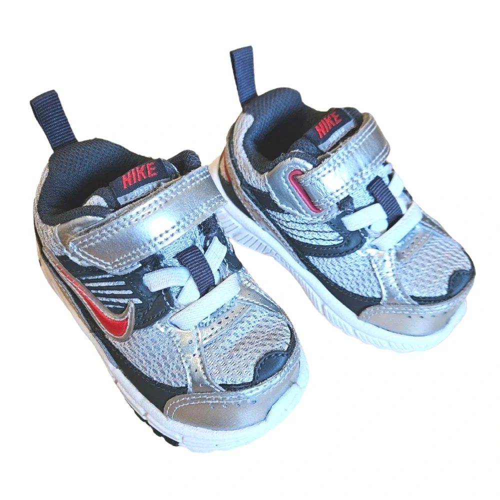 Nike Dart Sneakers Running Shoes Grey Toddler Size 4